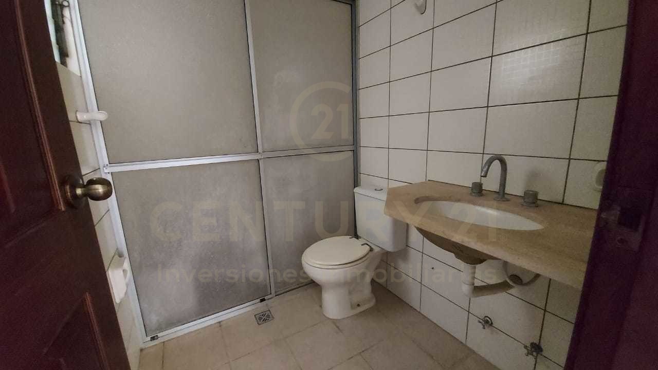 Departamento en Entre 4to y 5to anillo Norte en Santa Cruz de la Sierra 3 dormitorios 4 baños 1 parqueos Foto 18