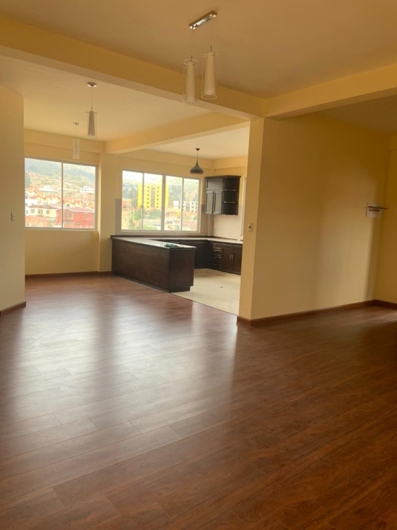 Casa en VentaEN VENTA LINDA CASA CON DEPARTAMENTO EN ACHUMANI - LAS LOMAS Foto 17