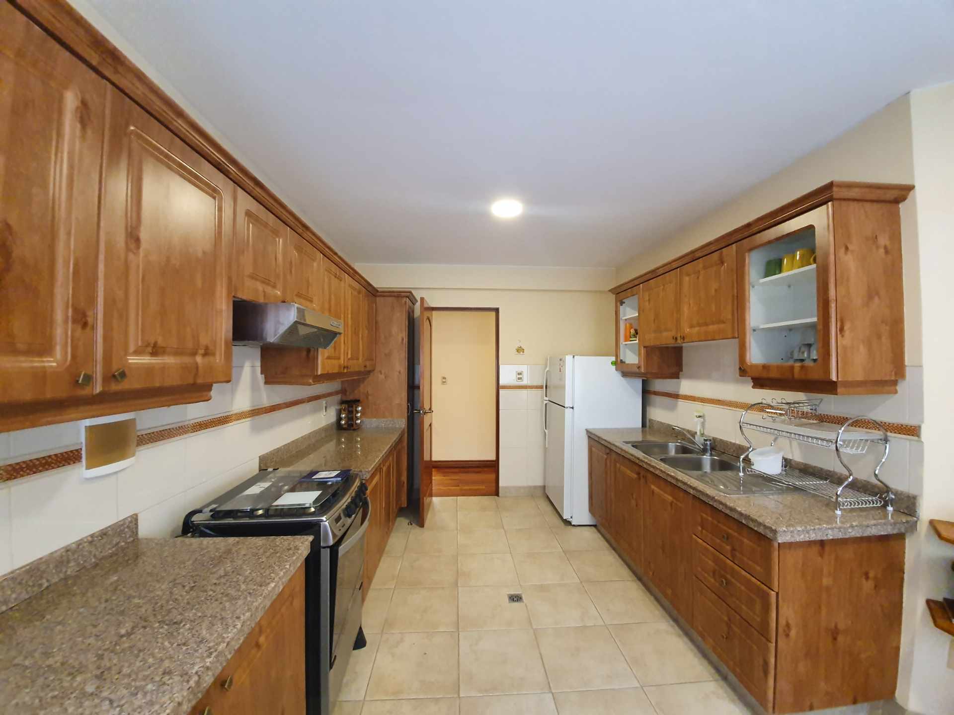 Departamento en AlquilerAchumani 4 dormitorios 5 baños 2 parqueos Foto 12