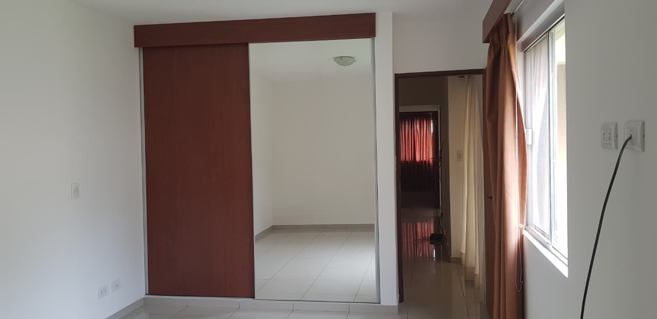 Casa en VentaCondominio Sevilla Los Bosques, Zona Norte – Santa Cruz 3 dormitorios 2 baños 2 parqueos Foto 11