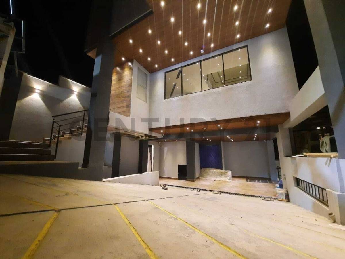 Casa en El Pedregal en La Paz 4 dormitorios 8 baños 2 parqueos Foto 9