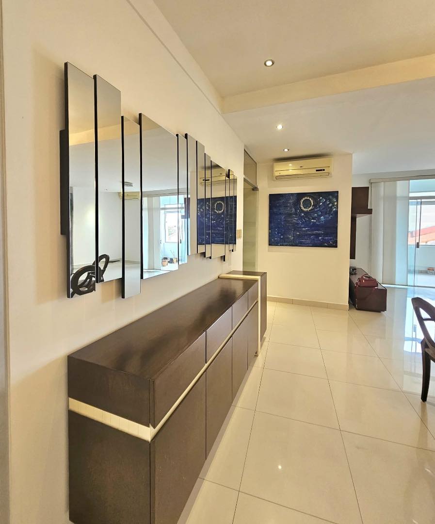 Departamento en Alquiler1er anillo av argamoza 2 dormitorios 2 baños 1 parqueos Foto 12