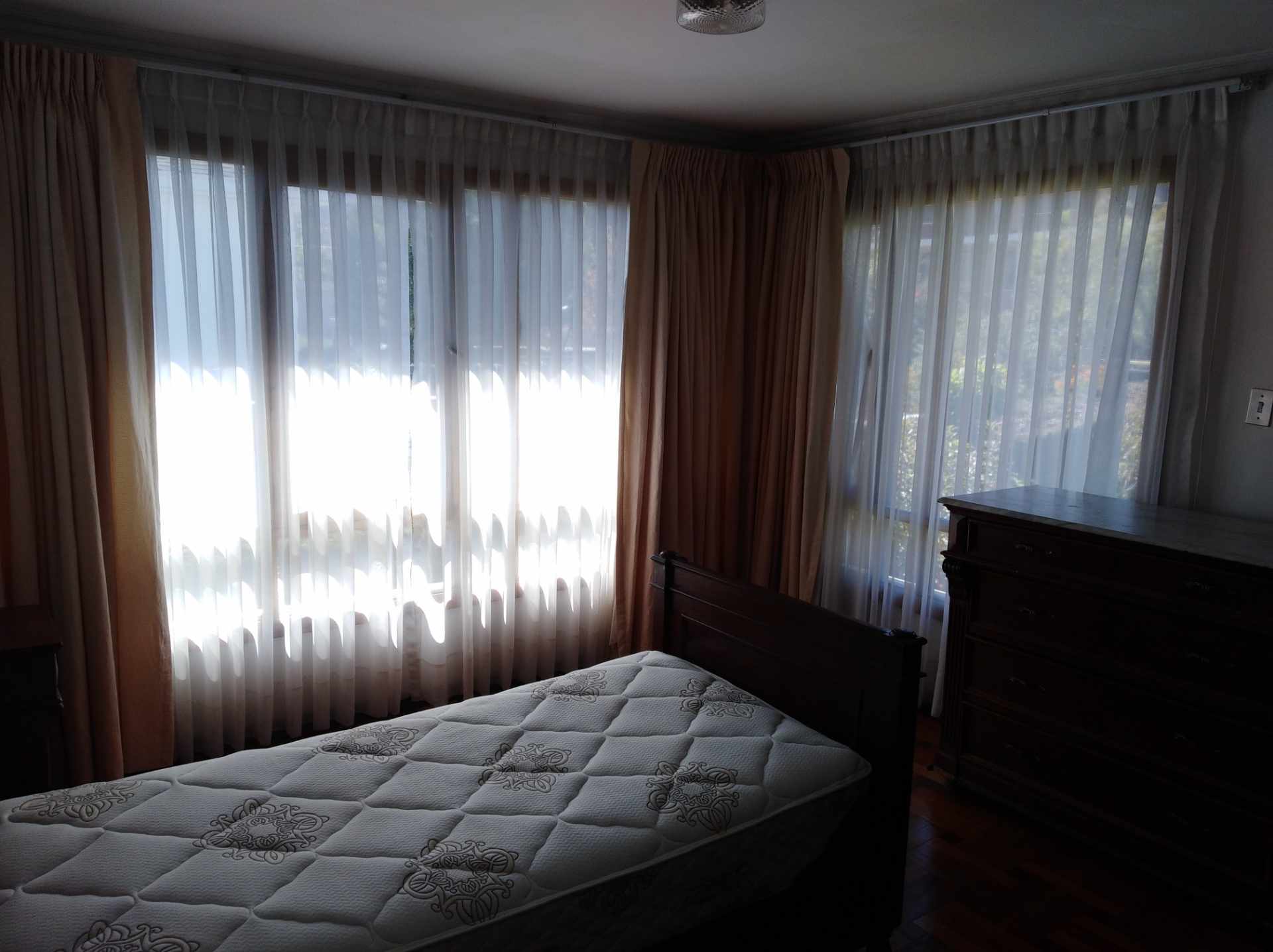 Casa en AlquilerCALACOTO calle 16 a 1/2 cuadra de la Av. Julio C. Patiño.  Foto 45