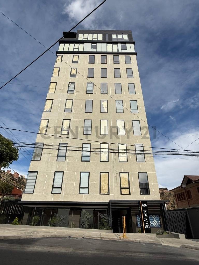 Departamento en Irpavi en La Paz 2 dormitorios 3 baños 1 parqueos Foto 1