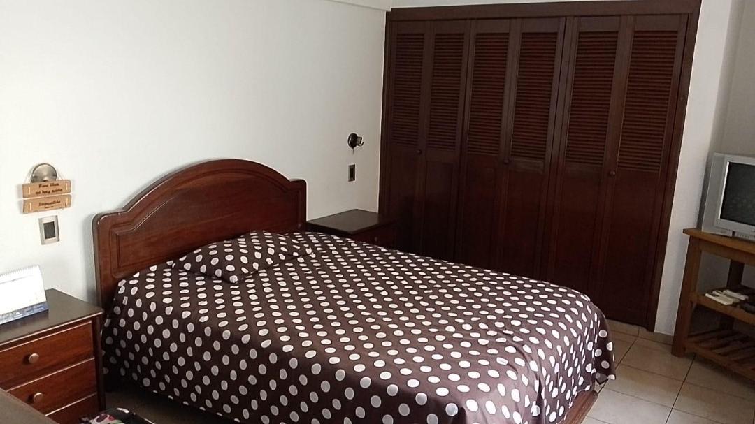 Departamento en Centro en Santa Cruz de la Sierra 2 dormitorios 1 baños  Foto 2