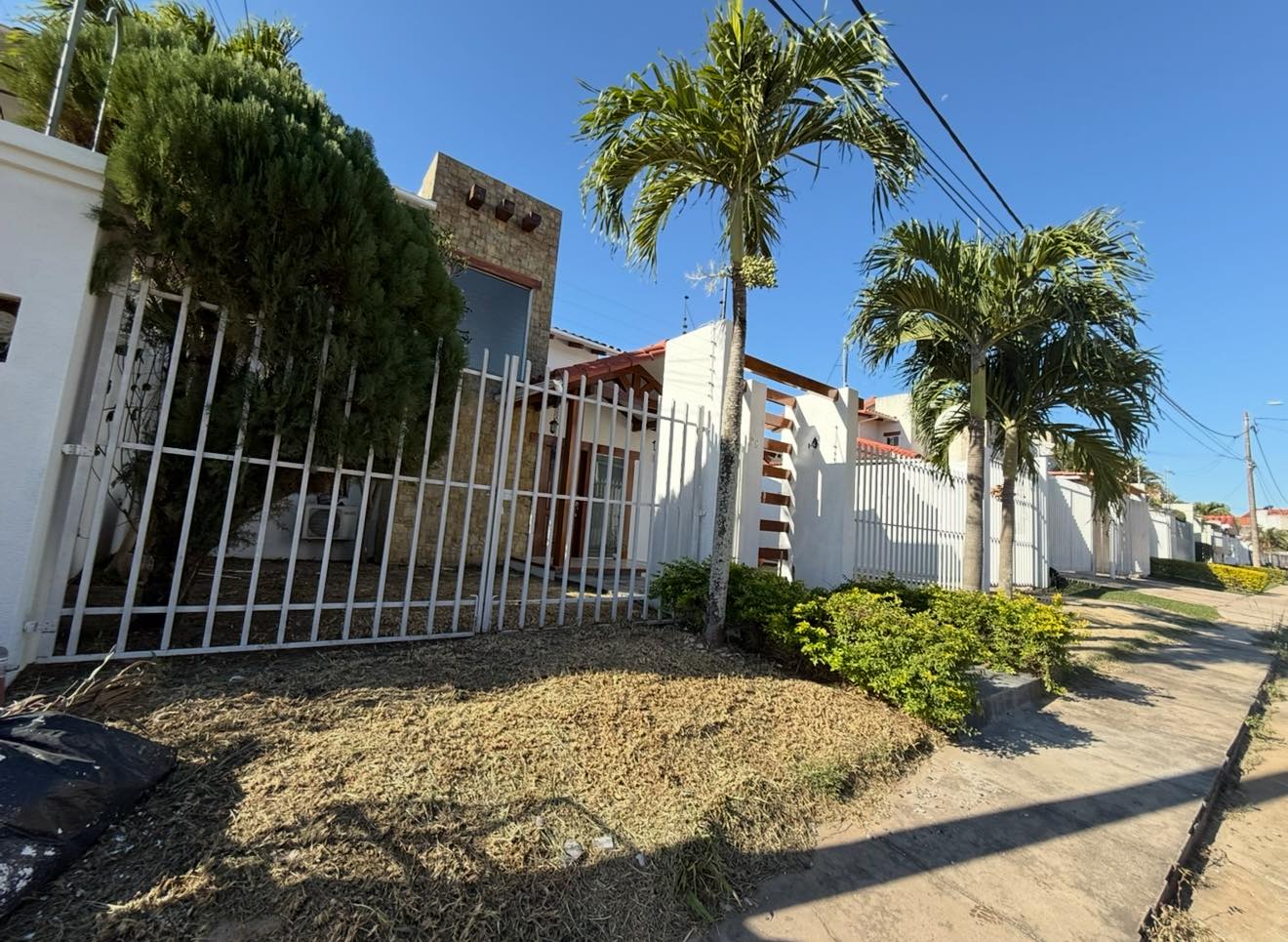 Casa A POCOS MINUTOS DEL PUENTE FOIANINI ZONA URUBO  Foto 2