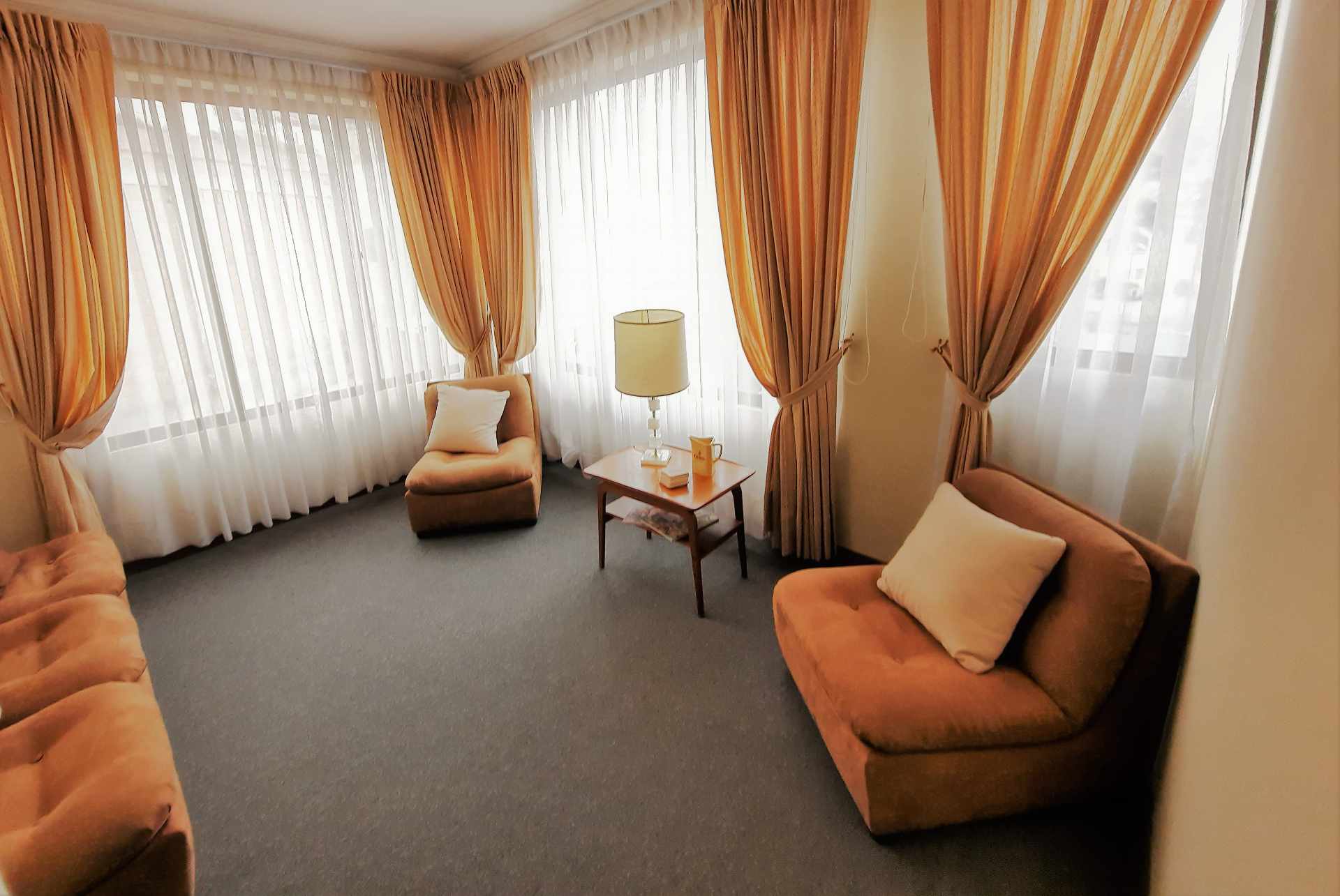 Departamento en AlquilerCalle 24 de Calacoto con Av. Ballivián 4 dormitorios 4 baños  Foto 17