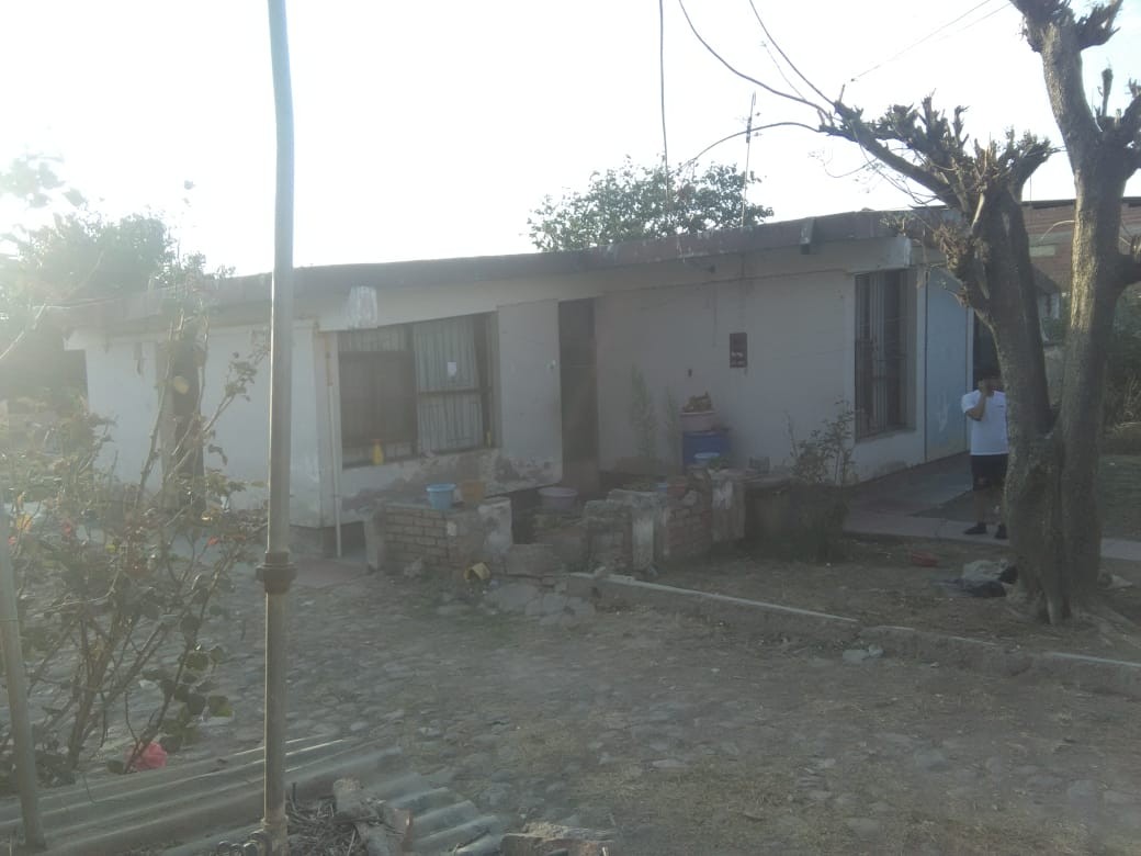 Casa en La Chimba en Cochabamba 6 dormitorios 4 baños 2 parqueos Foto 5