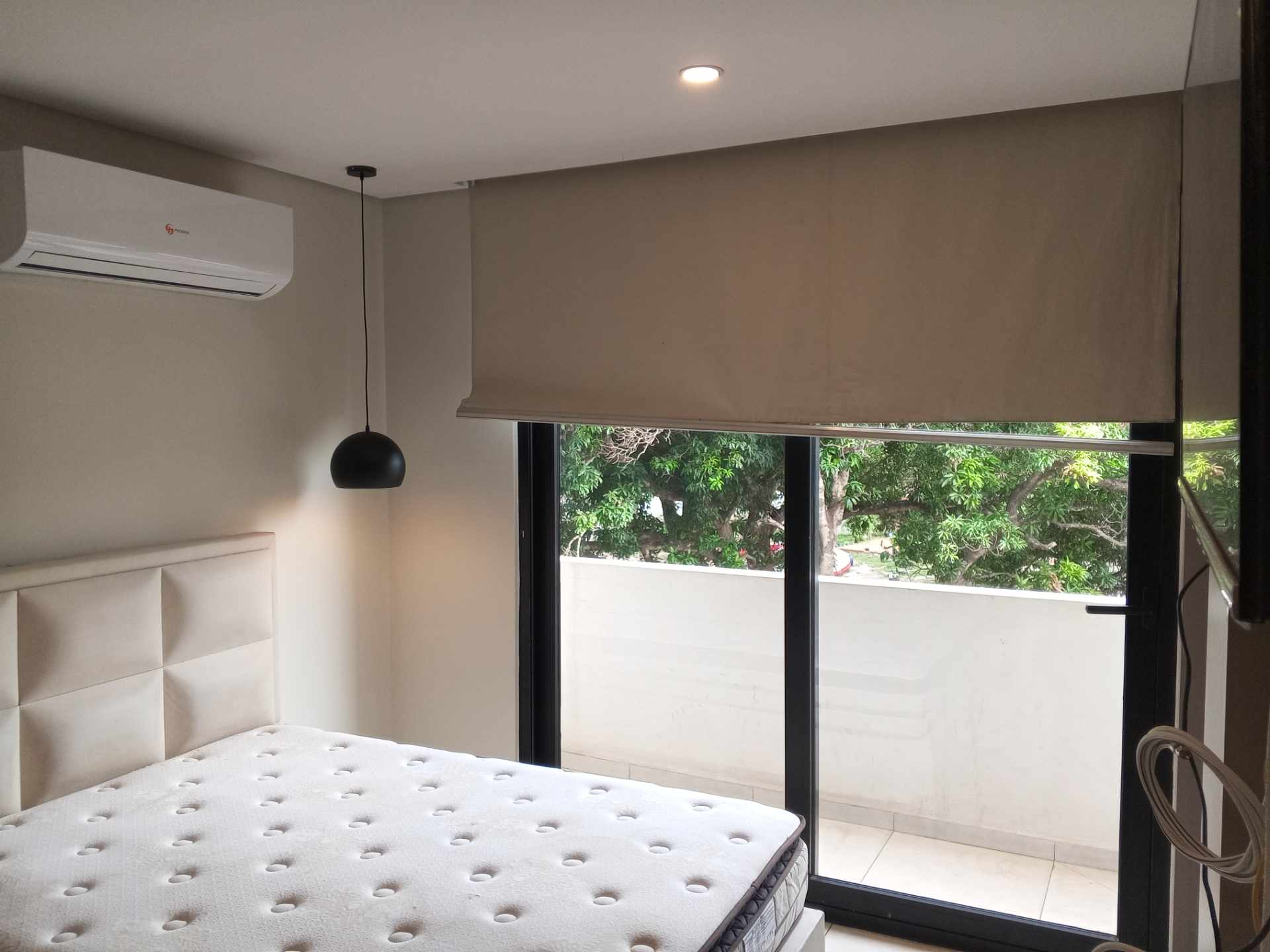 Departamento ALQUILO MONOAMBIENTE AMOBLADO EN CONDOMINIO STRATTO, Equipetrol Norte, 3er. y 4to. Anillo. Foto 6