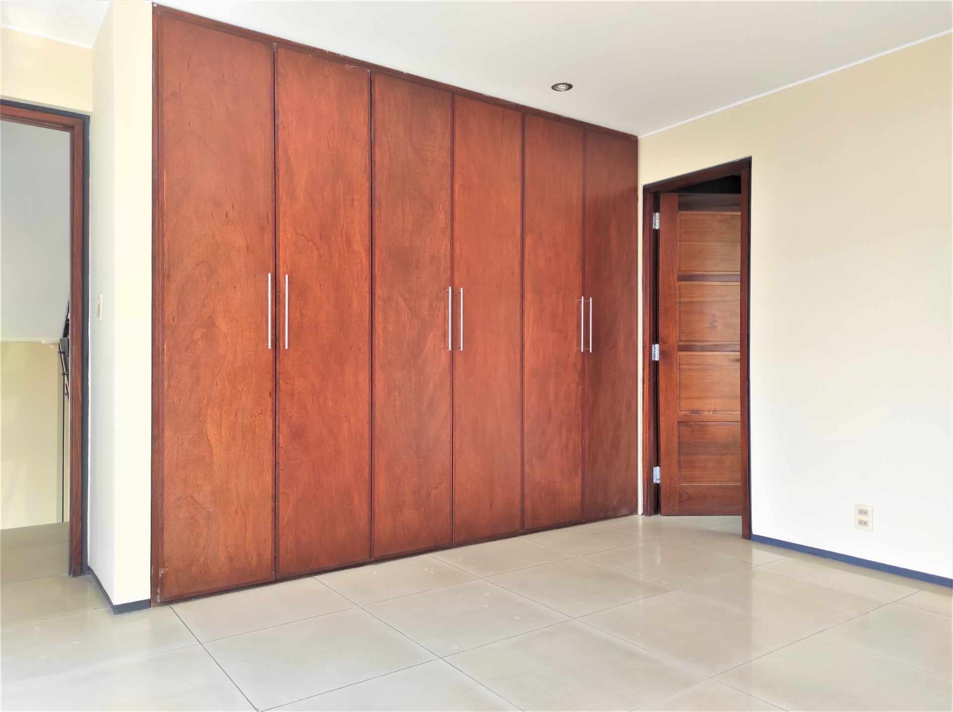 En Venta a $us 378,000 Foto 16