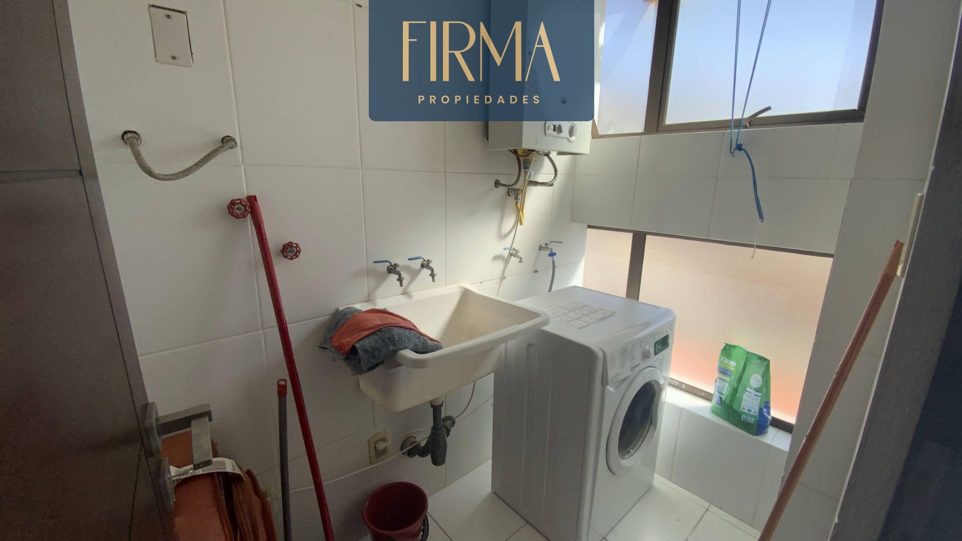 Departamento en El Pedregal en La Paz 3 dormitorios 3 baños 1 parqueos Foto 10