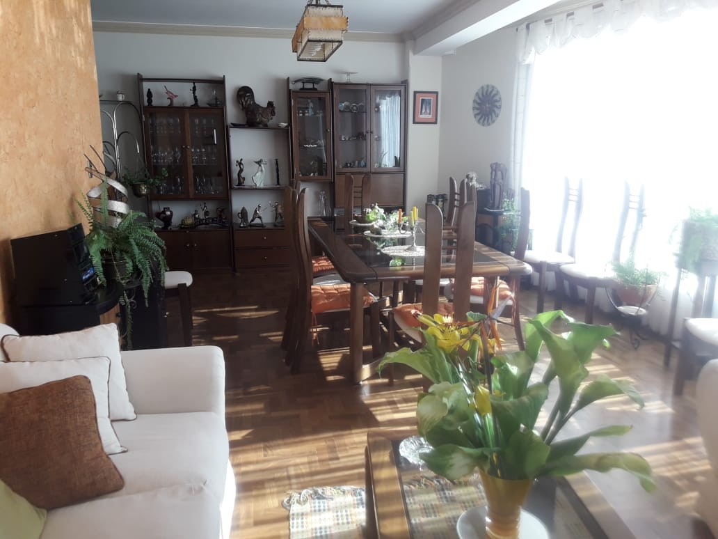 Departamento en Calacoto en La Paz 3 dormitorios 3 baños 1 parqueos Foto 1