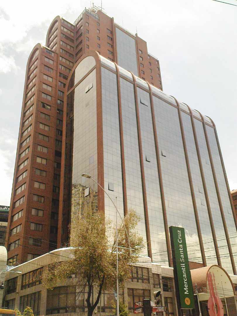 Oficina en AlquilerAvenida Arce y Rosendo Gutiérrez, Edificio Multicentro, Torre B. 3 dormitorios 1 baños  Foto 3