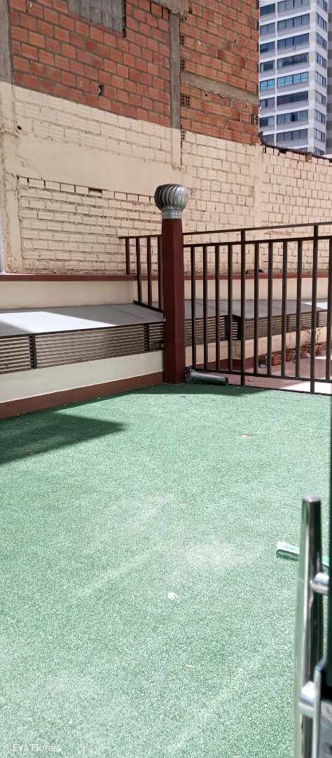 Departamento en VentaDepartamento cerca de la plaza Avaroa, Sánchez Lima (cerca del supermercado Fidalga) Foto 6