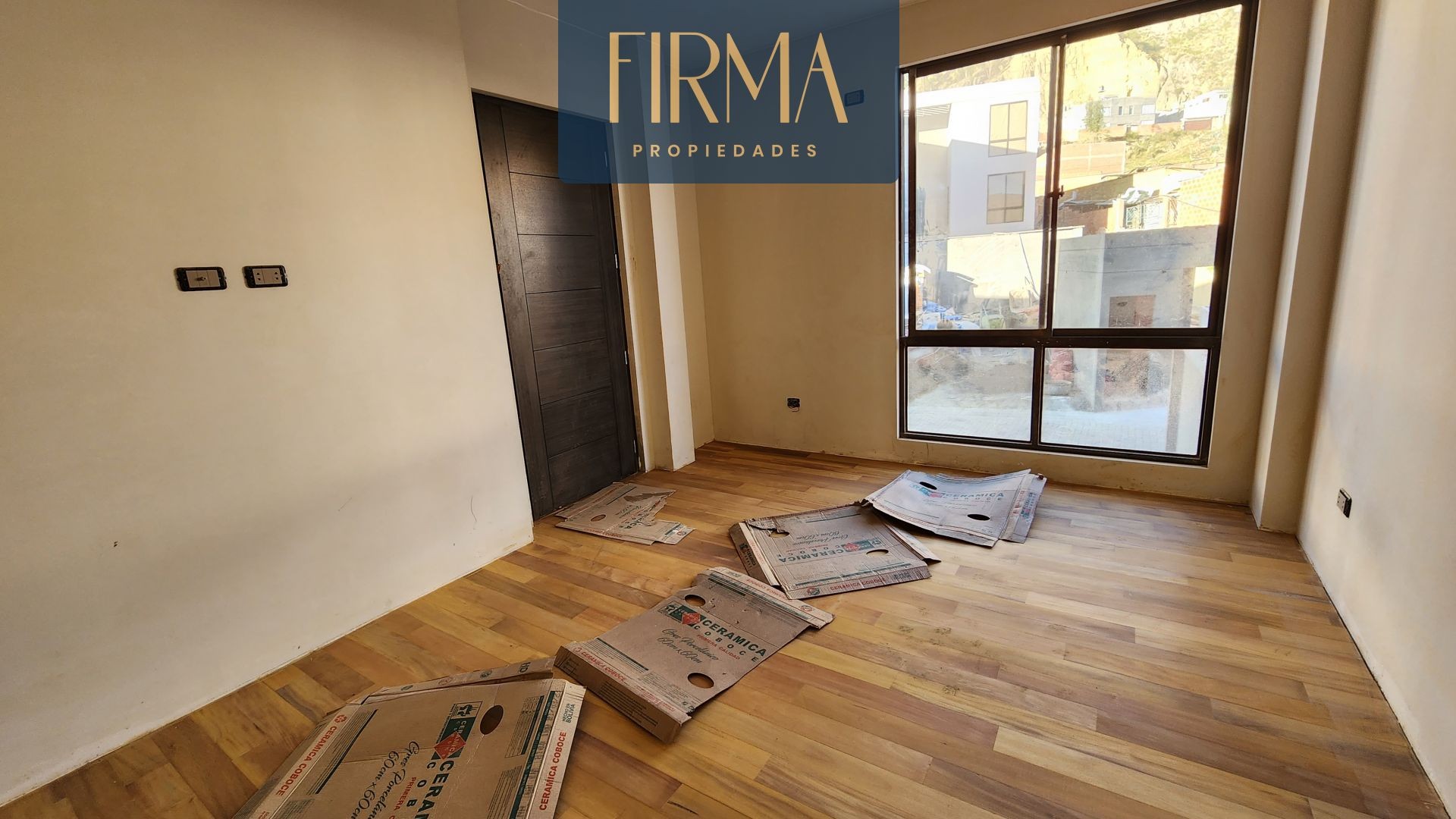 Casa en Achumani en La Paz 4 dormitorios 5 baños 2 parqueos Foto 6