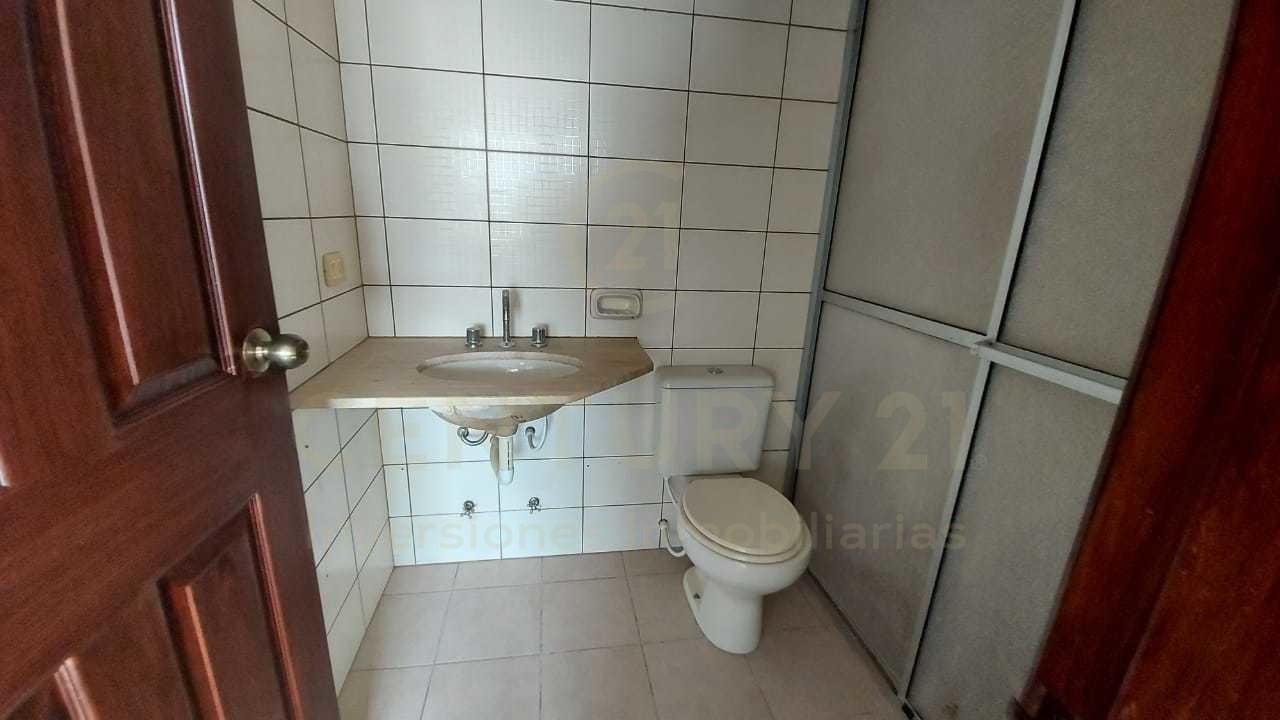 Departamento en Entre 4to y 5to anillo Norte en Santa Cruz de la Sierra 3 dormitorios 4 baños 1 parqueos Foto 12