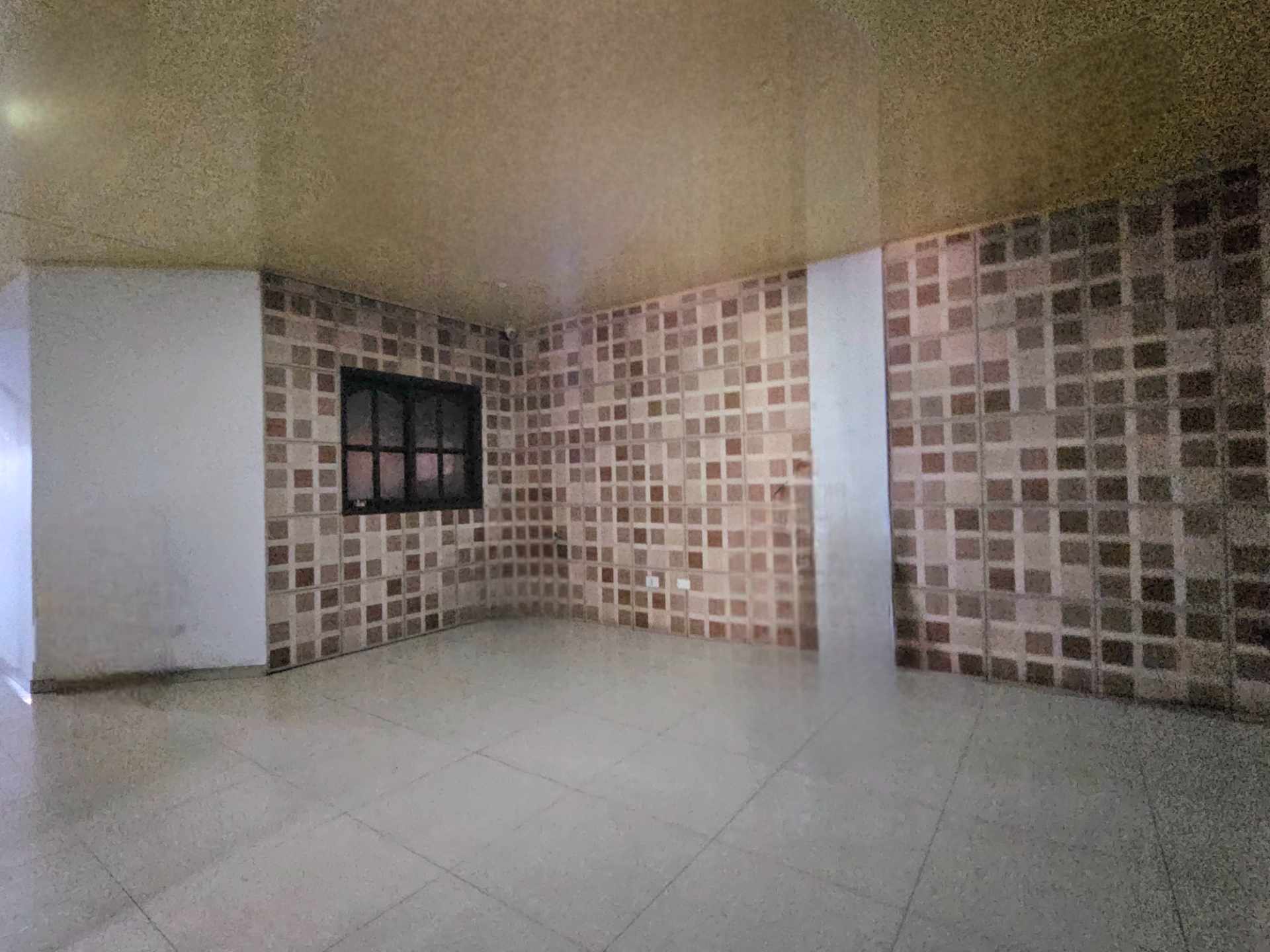 Casa en Entre 3er y 4to anillo Norte en Santa Cruz de la Sierra 4 dormitorios 3 baños  Foto 15