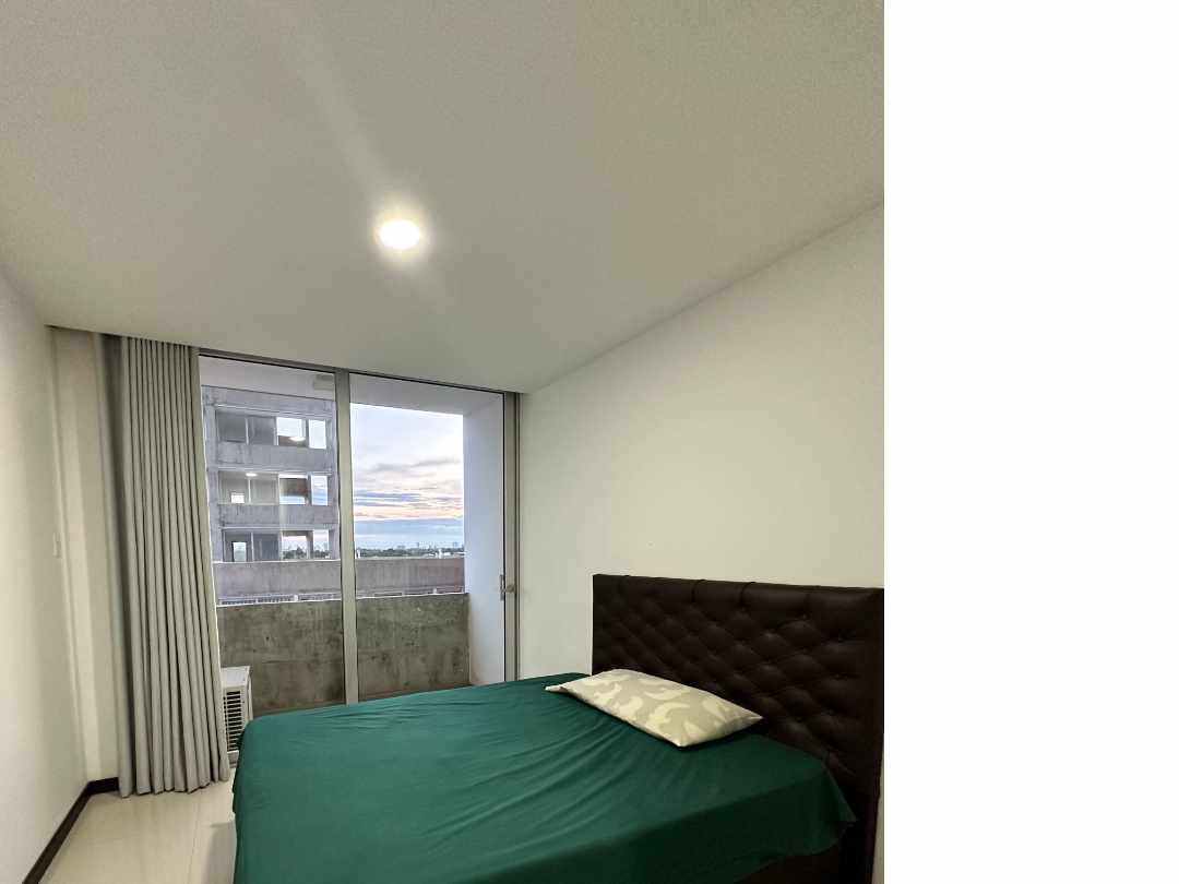 Departamento en Alquiler[TORRE BERCHATTI NORTE| 7MO. ANILLO AL NORTE, PROXIMO A UNIVALLE] ALQUILER DEPARTAMENTO AMOBLADO DE 2 DORMITORIOS CON 2 PARQUEOS DESCUBIERTOS 2 dormitorios 2 baños 2 parqueos Foto 8