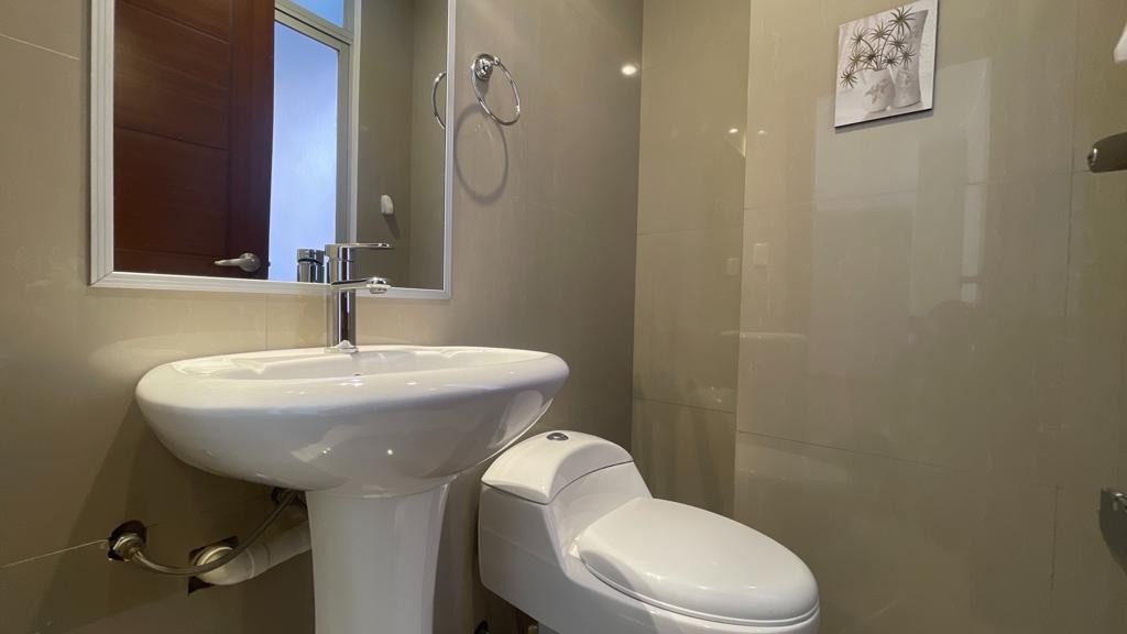 Departamento en Irpavi en La Paz 2 dormitorios 2 baños 1 parqueos Foto 6