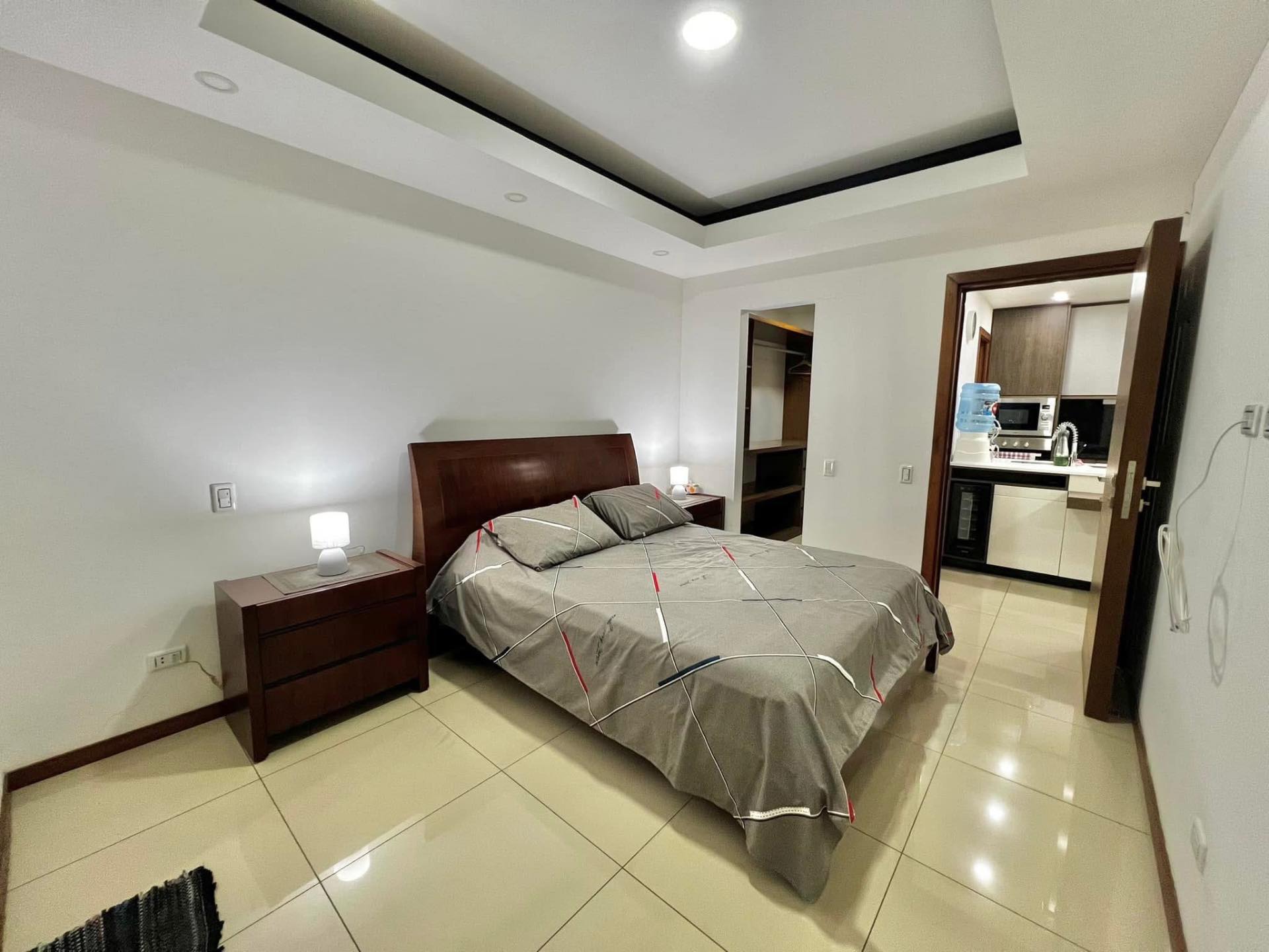 Departamento en AlquilerSirari Equipetrol 1 dormitorios 1 baños  Foto 8