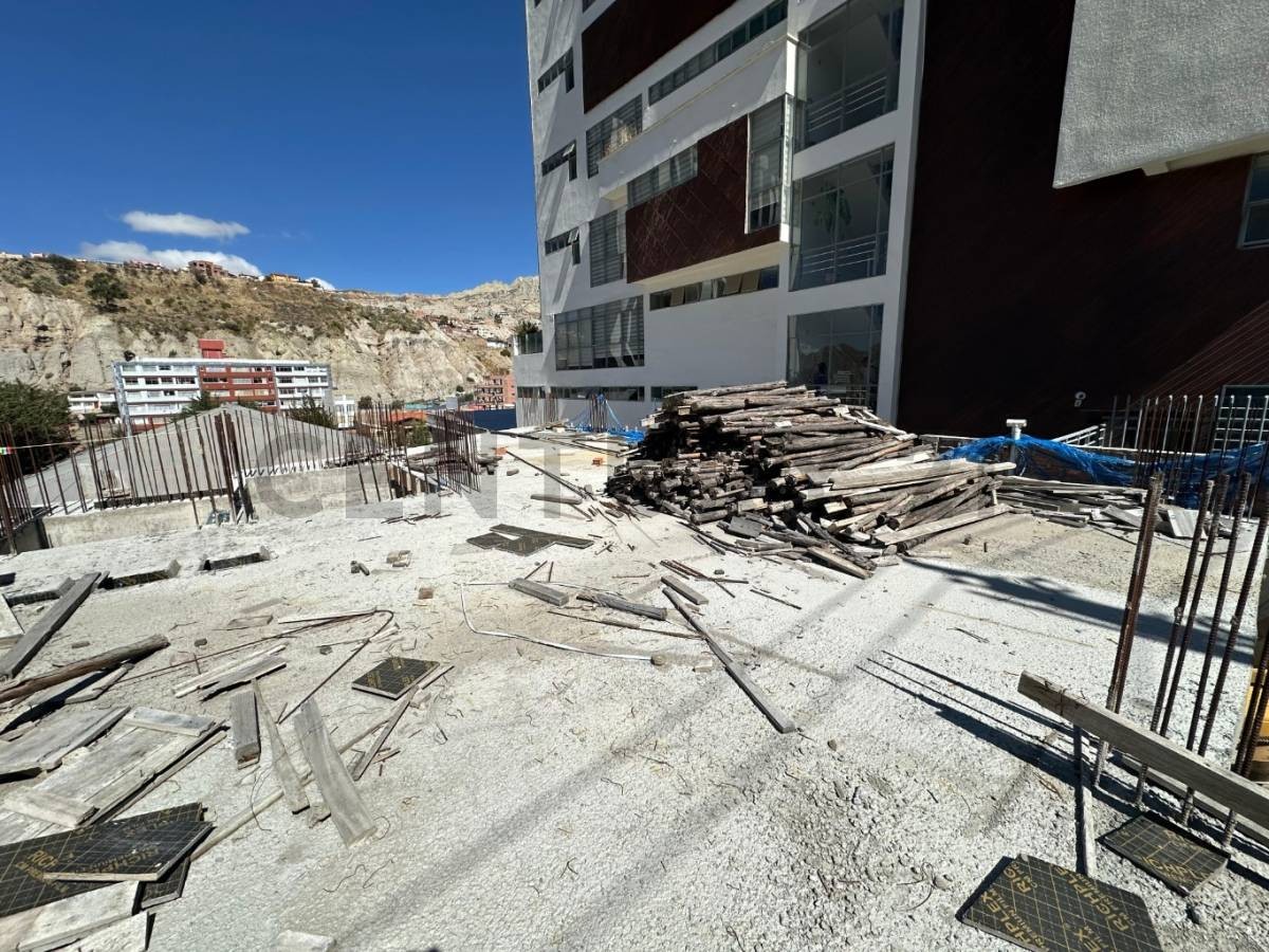 Terreno OBRAJES, CALLE DEMETRIO CANELAS Foto 8