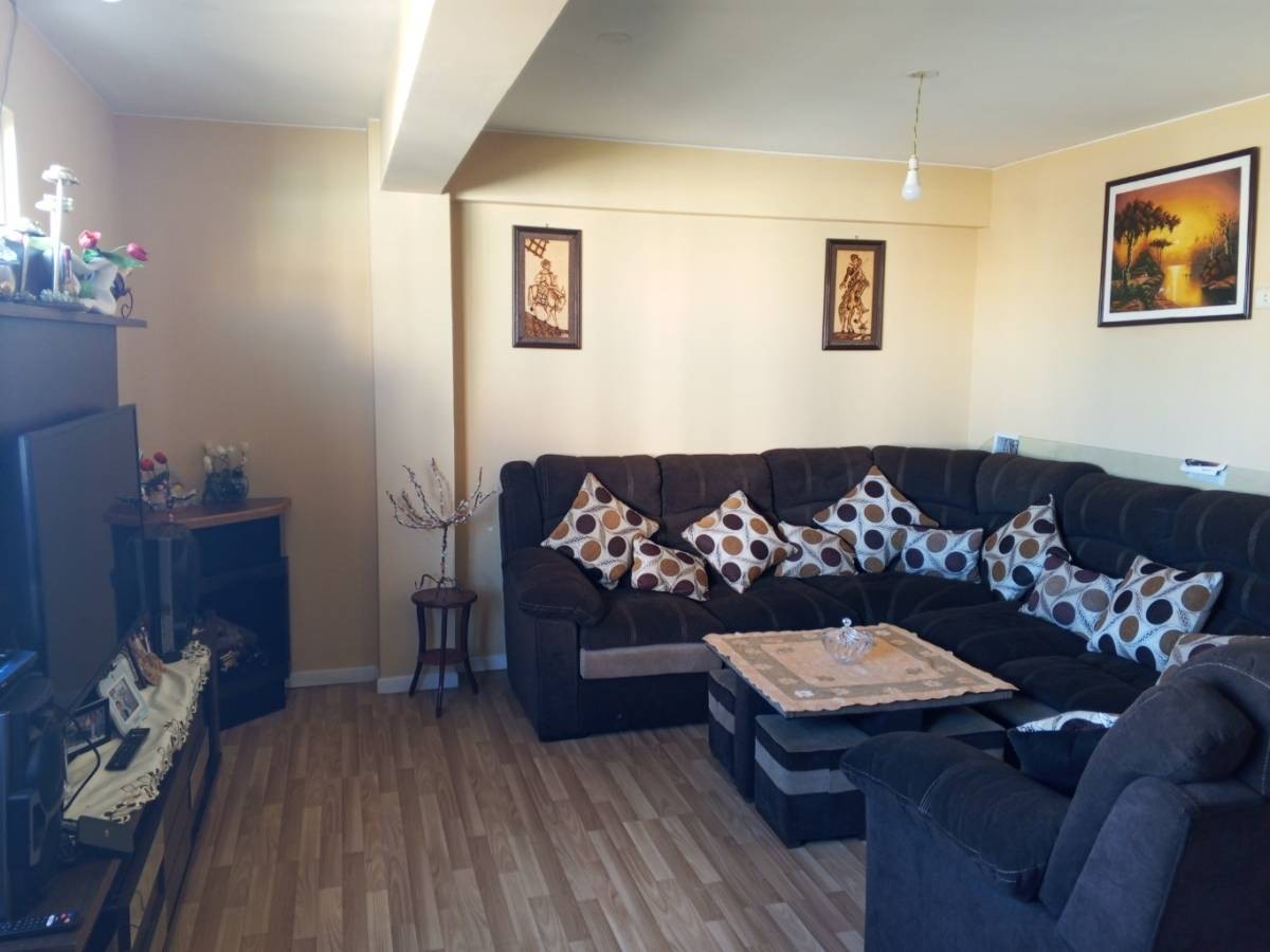 Departamento en Miraflores en La Paz 3 dormitorios 3 baños  Foto 2