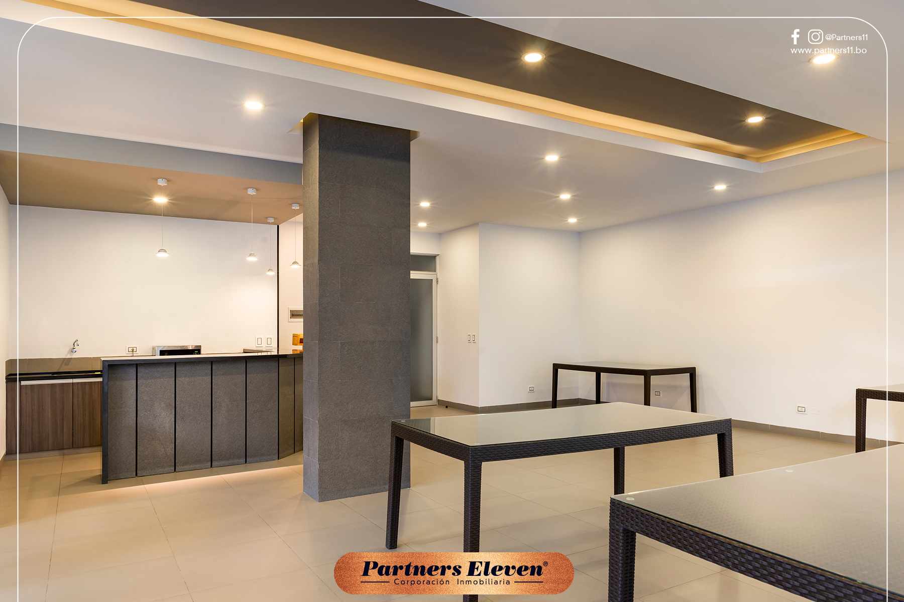 Departamento en VentaDEPARTAMENTO EN VENTA - EDIFICIO ANDALUZ. Calle Pasos Kanki casi Huallparrimachi. 2 dormitorios 3 baños 1 parqueos Foto 13