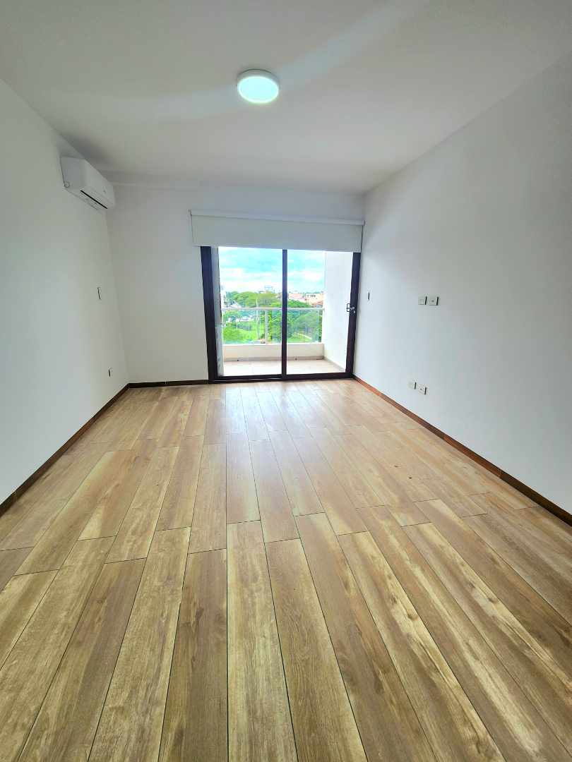 En Alquiler a Bs 6,350 Foto 5