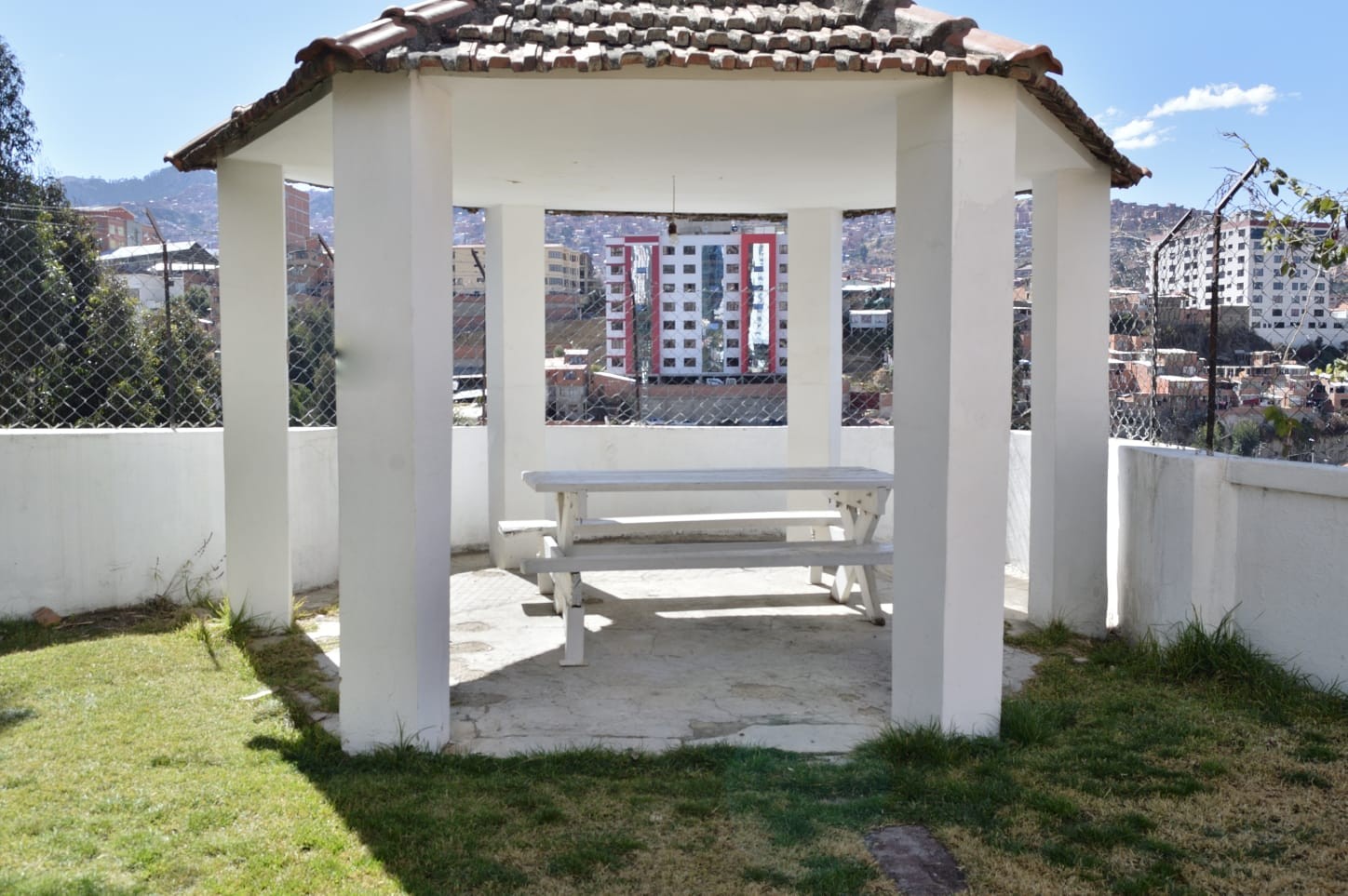 Departamento en San Jorge en La Paz 2 dormitorios 3 baños 1 parqueos Foto 17