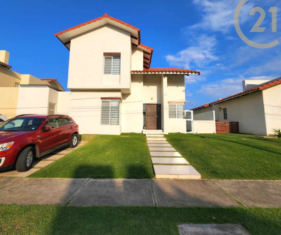 Casa en VentaSanta Cruz de la Colina Uubo 3 dormitorios 4 baños 3 parqueos Foto 10