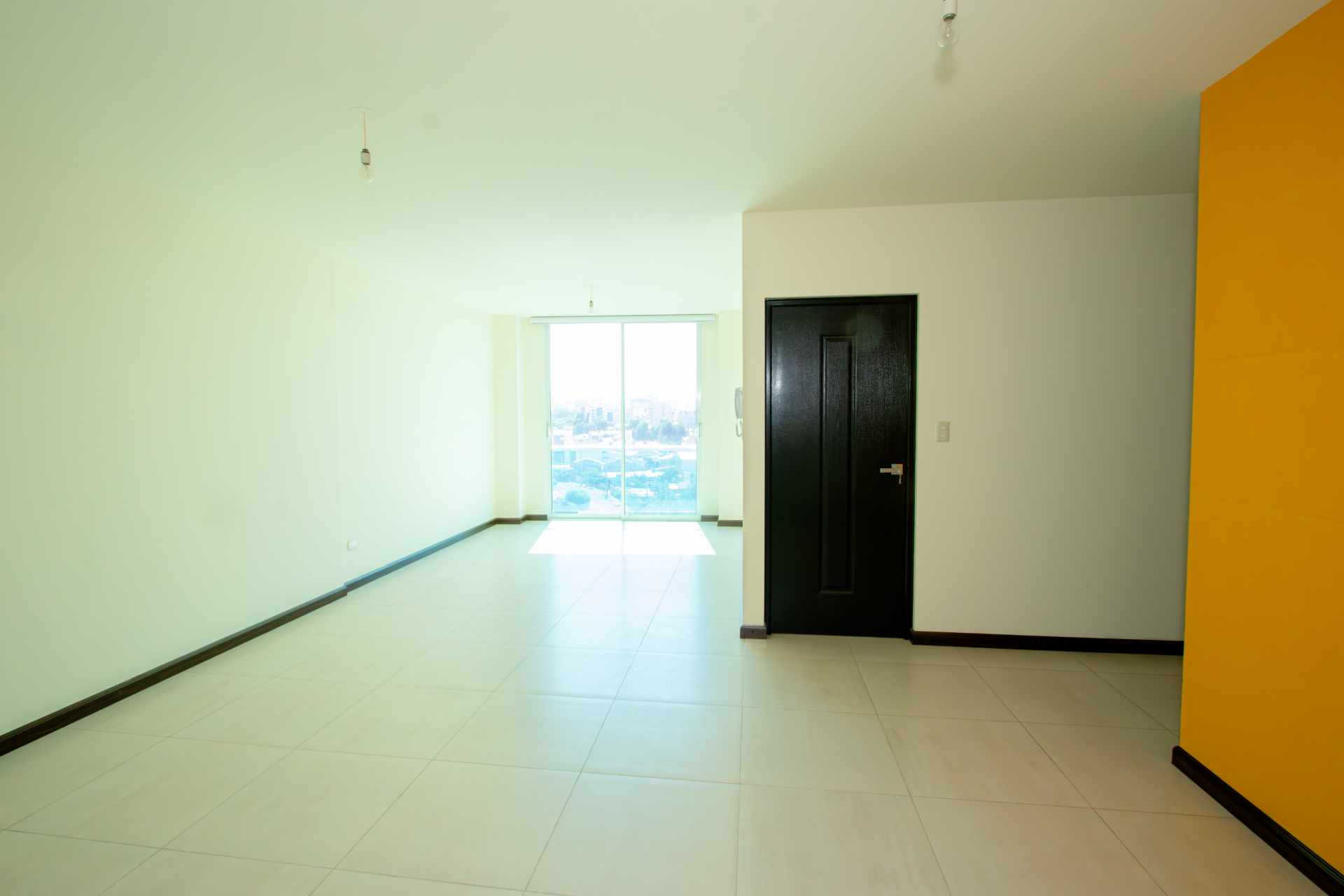 Departamento en VentaEDIF. L´ESSENCE SOBRE AV. WIRACOCHA CASI AV.MELCHOR PEREZ - ZONA SARCO 3 dormitorios 2 baños 1 parqueos Foto 6