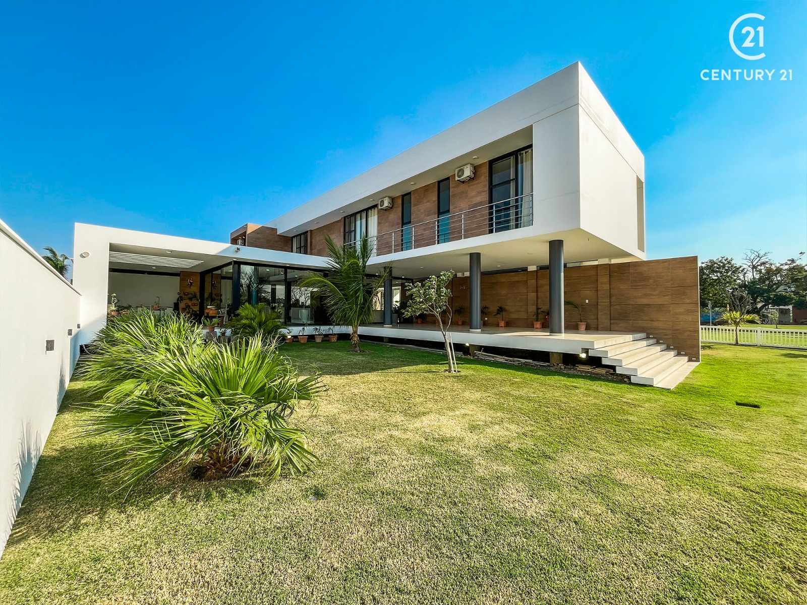 En Venta a $us 825,000 Foto 4