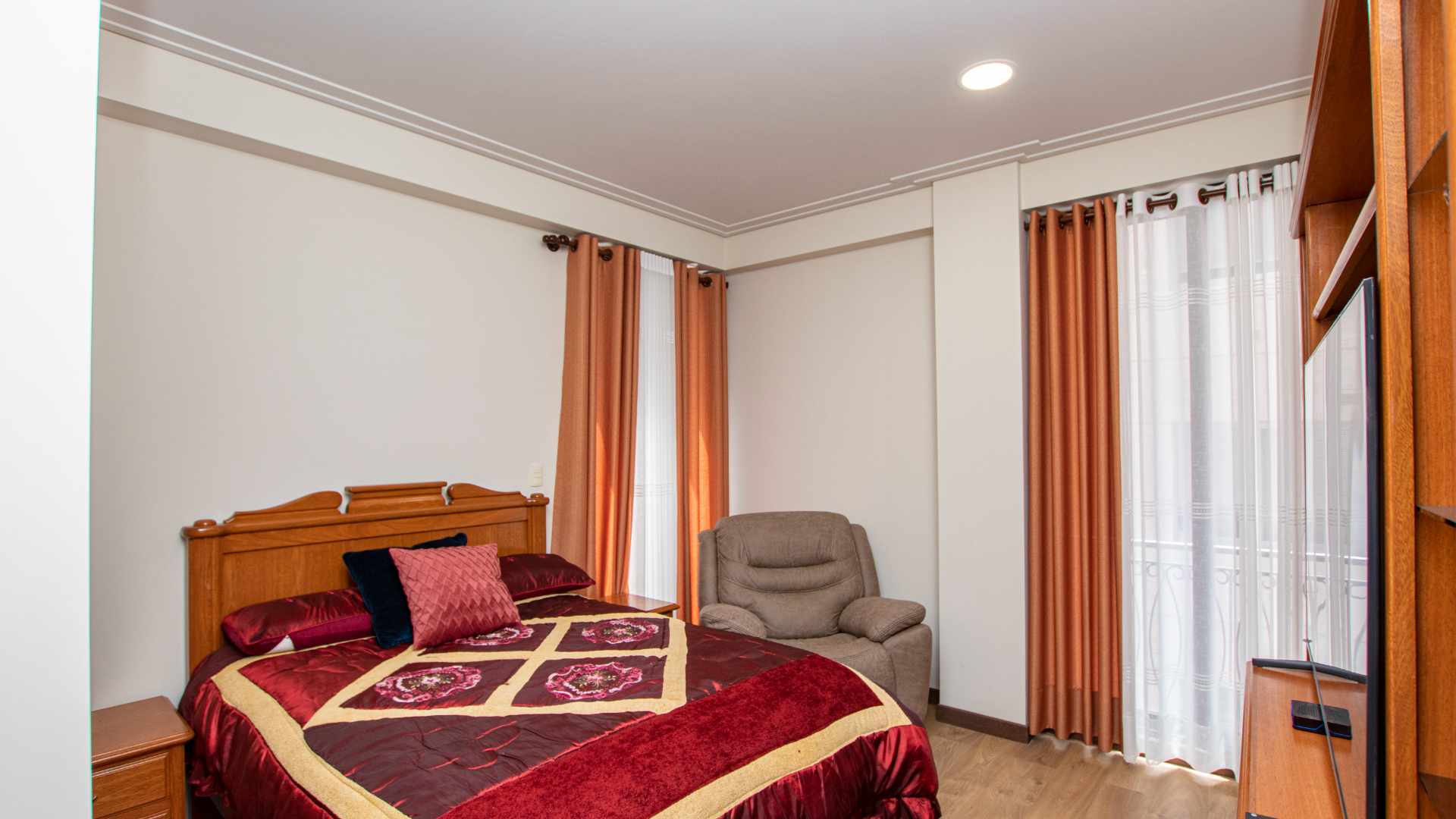 Departamento Parque Fidel Anze - Av. Pando esq. C. Alvestegui - Norte Foto 12