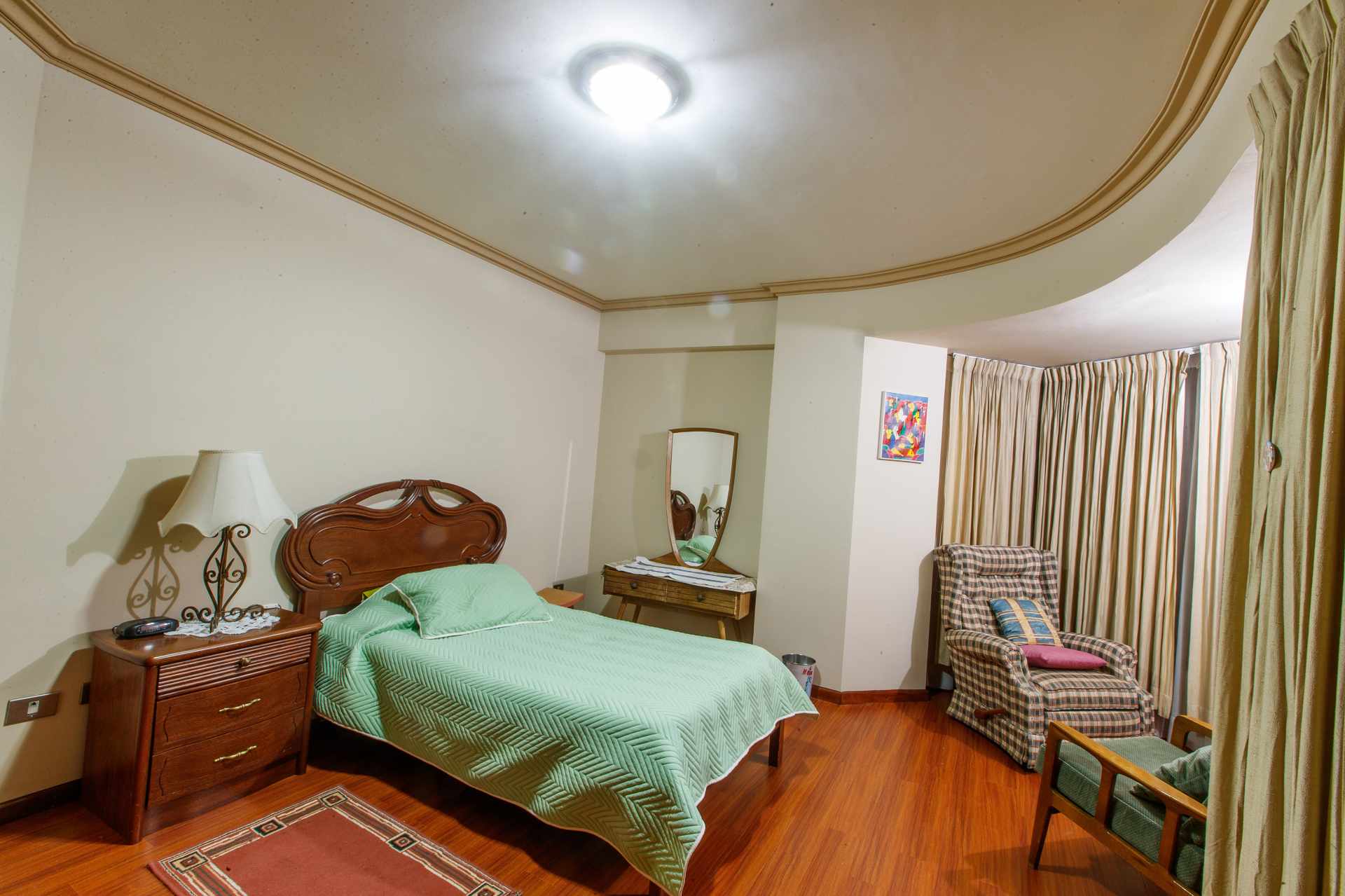 Departamento en VentaEdificio Torres del Sol, Av. Ballivian 838 entre Oruro y Ramón Rivero 2 dormitorios 3 baños 1 parqueos Foto 38