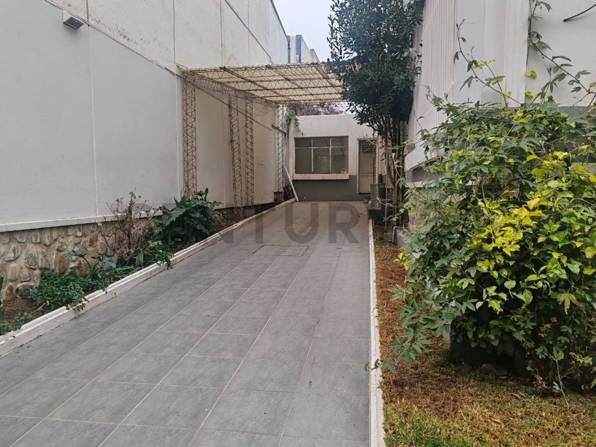 En Alquiler a Bs 11,800 Foto 14