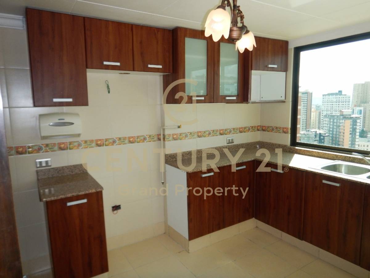 Departamento Av. Sanchez Lima Nº 2326, Edif. Valentina Piso 13 Depto 13A Foto 7