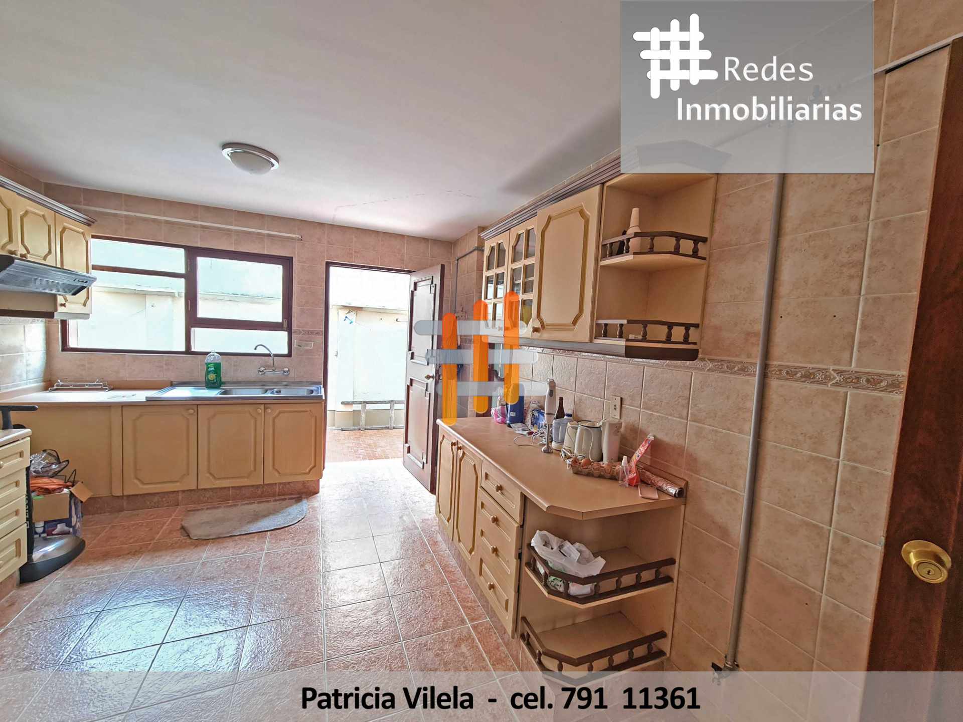 Casa en Los Pinos en La Paz 4 dormitorios 5 baños 3 parqueos Foto 12
