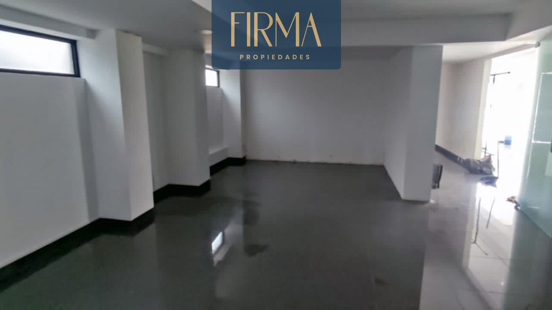 Local comercial LOCAL COMERCIAL EN ALQUILER, CALACOTO A PASOS DE LA AV. BALLIVIAN Foto 5