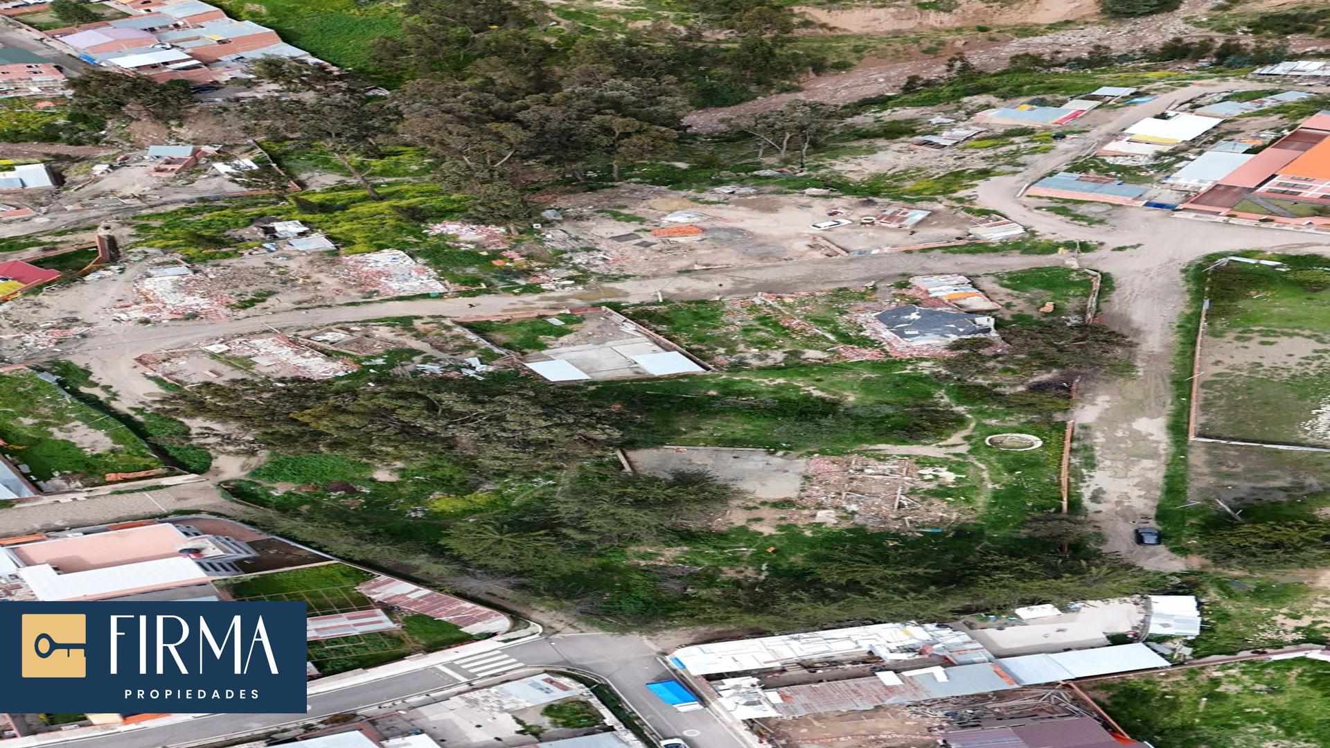 Terreno en Cota Cota en La Paz    Foto 3