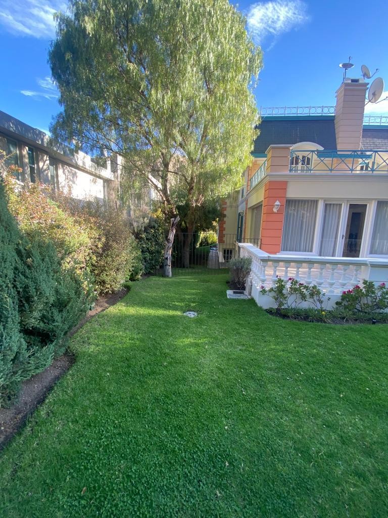 En Alquiler a $us 2,100 Foto 16