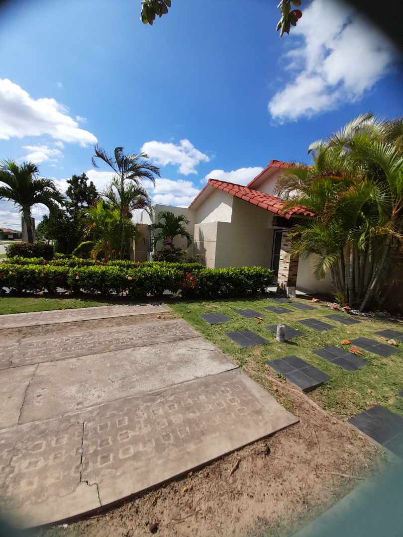 Casa en VentaURUBO CASA EN VENTA SANTA CRUZ DE LAS COLINAS Foto 7