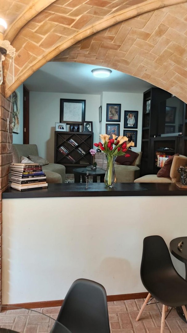Casa OPORTUNIDAD EN LA PAZ
BONITA CASA EN VENTA EN LA FLORIDA CON ACENSOR Foto 11