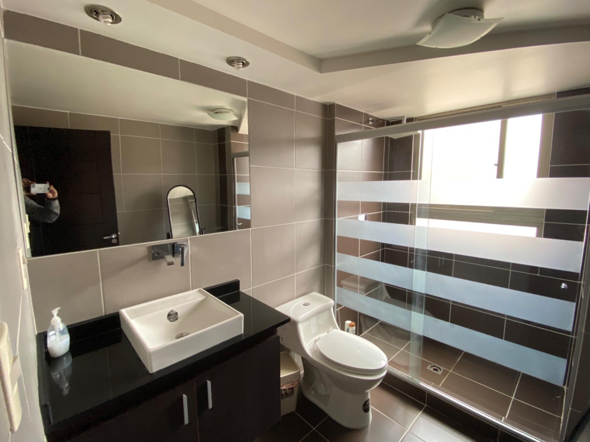 Departamento COTA COTA, 𝐄𝐗𝐂𝐄𝐋𝐄𝐍𝐓𝐄 𝐔𝐁𝐈𝐂𝐀𝐂𝐈𝐎́𝐍 - Calle 26 Foto 12