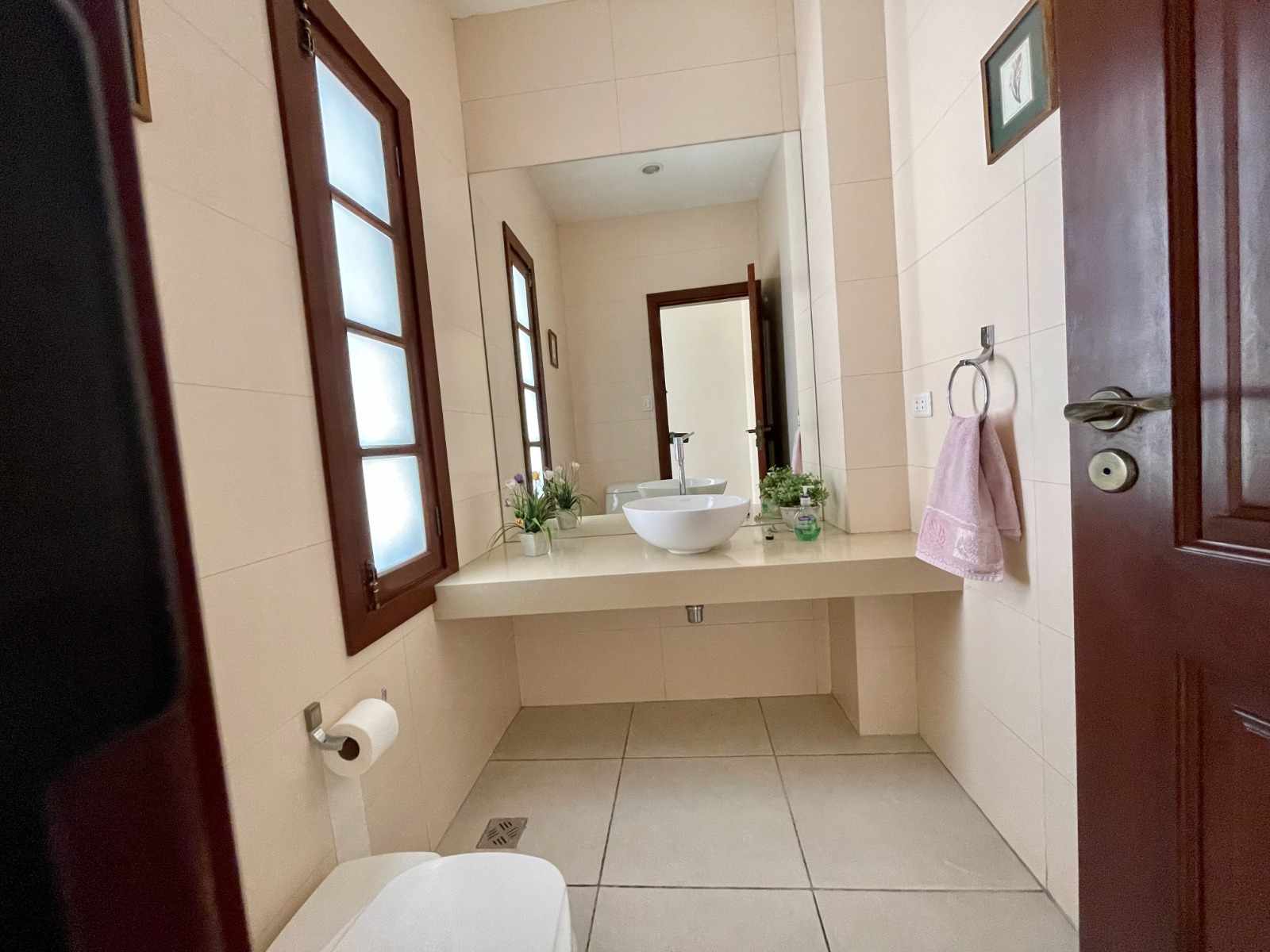 En Alquiler a $us 2,700 Foto 21