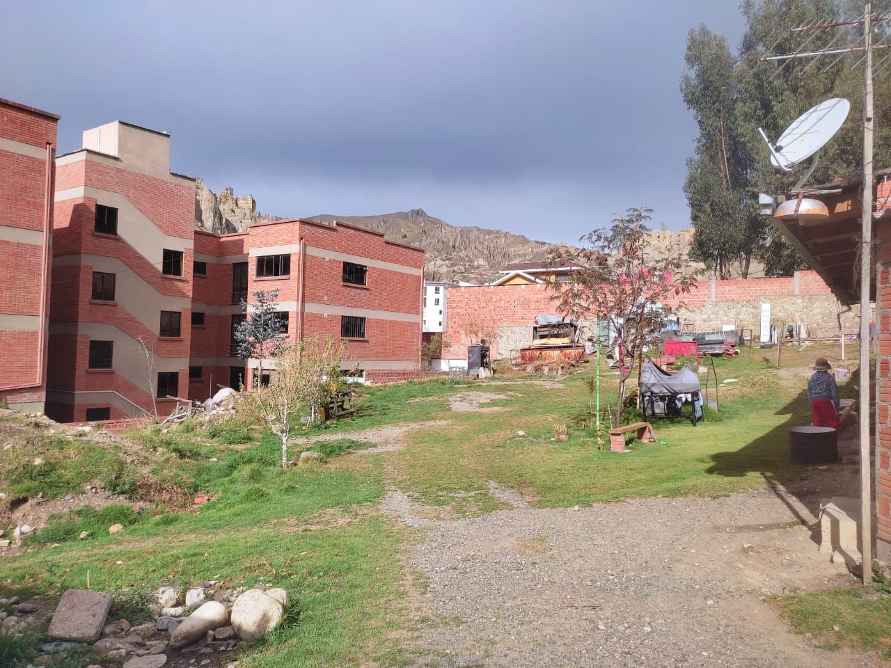 Terreno en Irpavi en La Paz    Foto 2