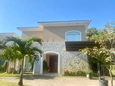 En Venta a $us 798,000 Foto 1