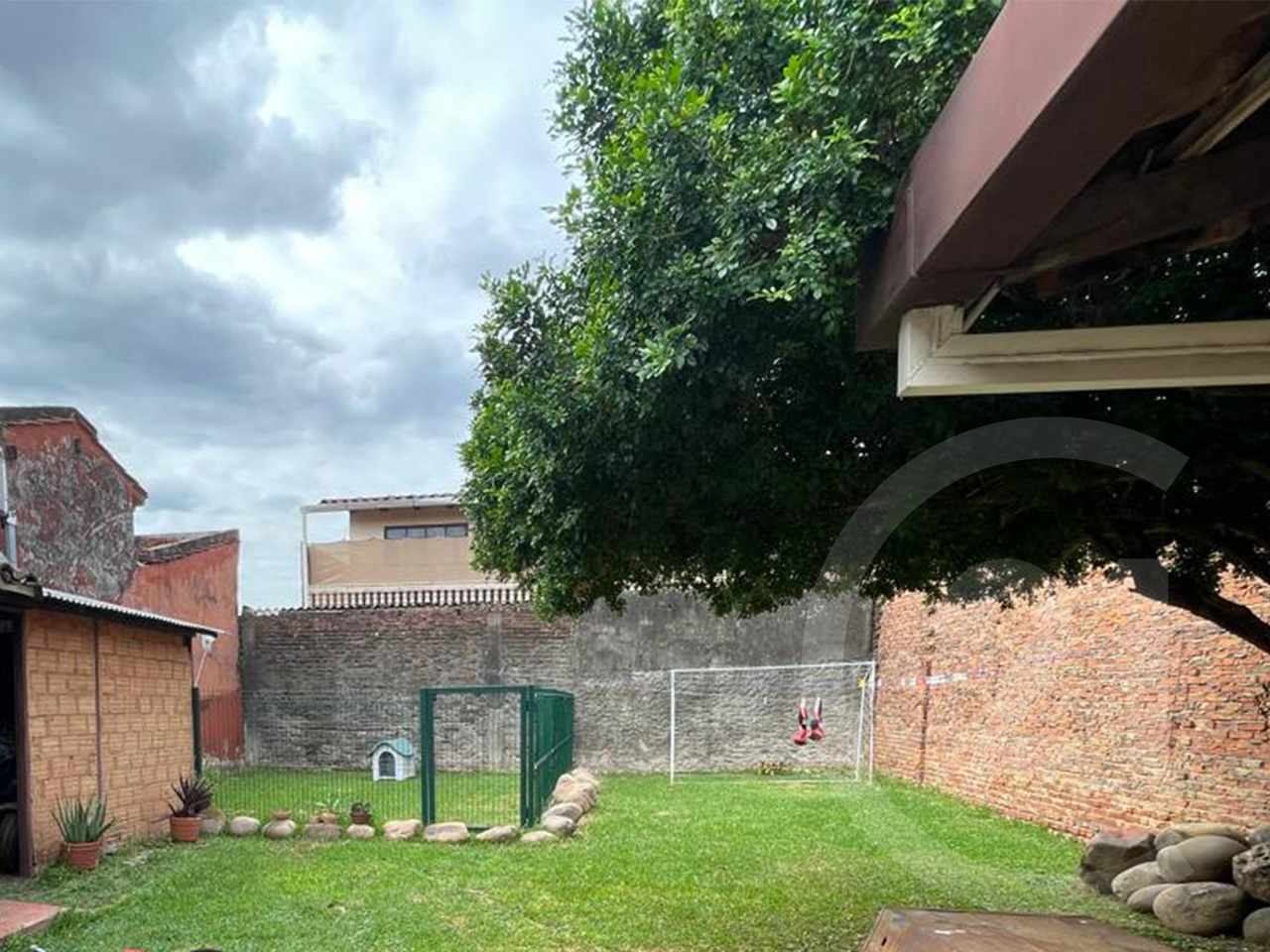 Departamento en VentaZona oeste, entre 1er. y 2do. anillo 2 dormitorios 1 baños 2 parqueos Foto 12