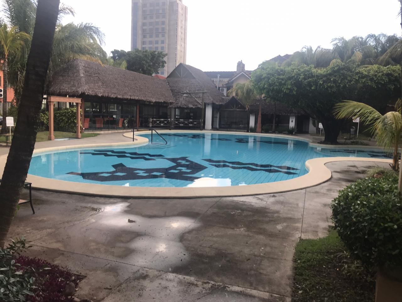 Departamento en AlquilerHotel Buganvillas - Av. Roca y Coronado entre 3ro y 4to anillo Foto 1