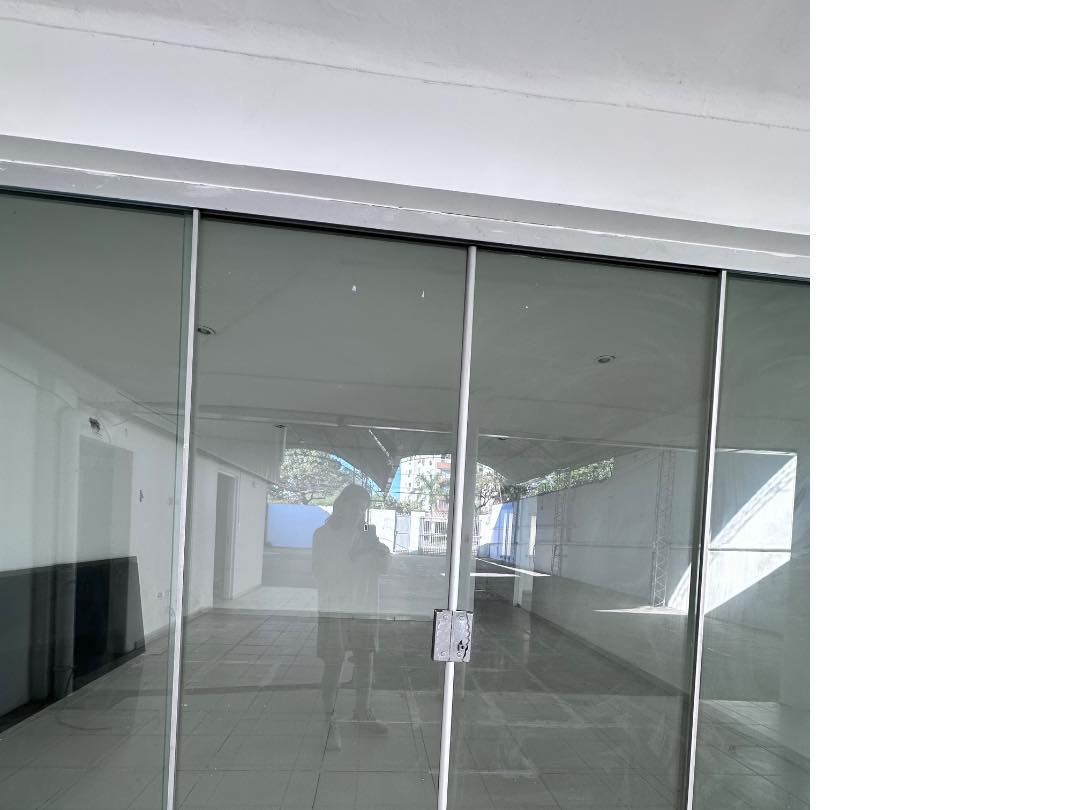 Galpón  sobre la Av. 26 de Febrero (2do anillo) Foto 6