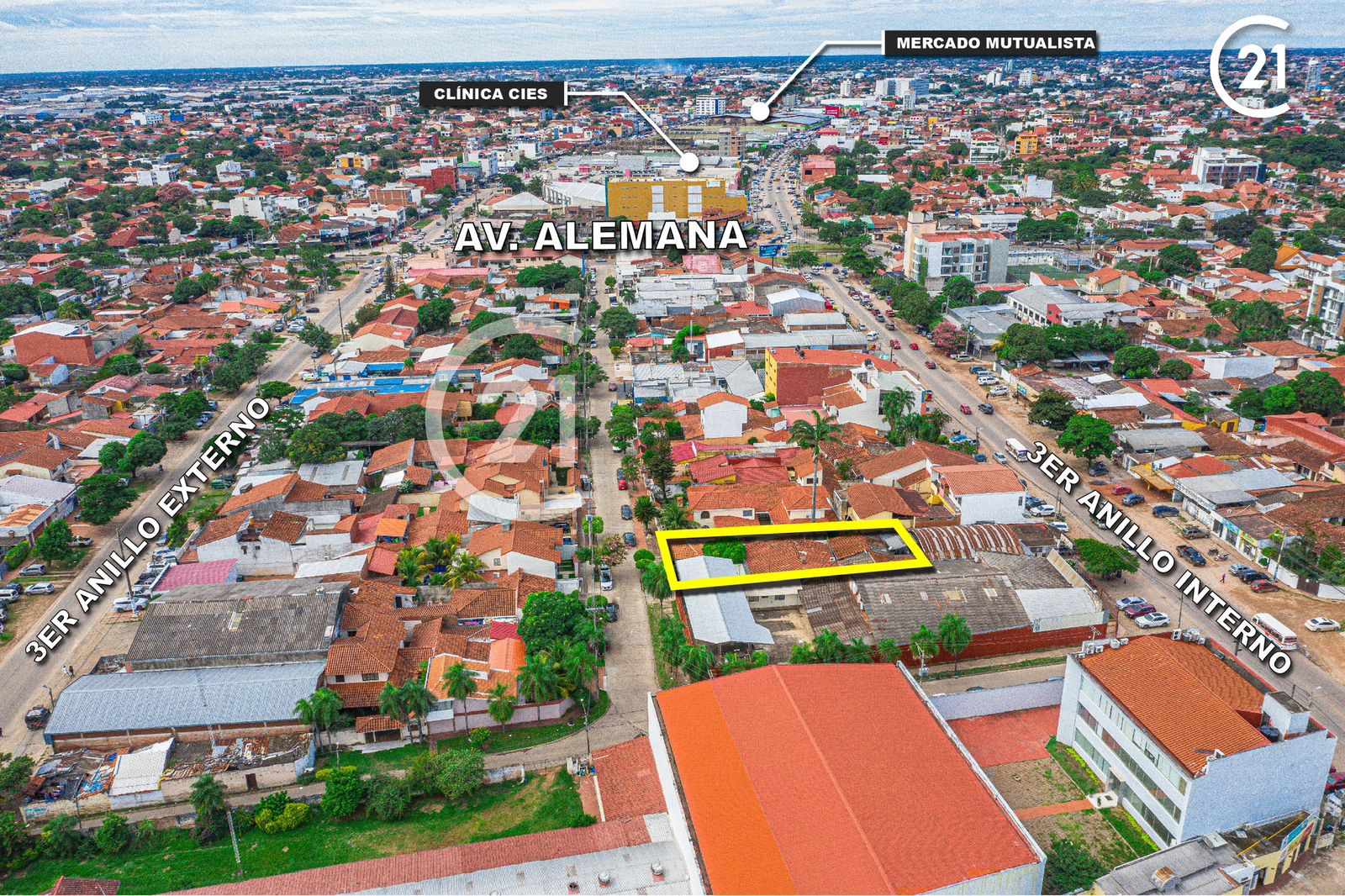 Casa en VentaAVENIDA ALEMANA Y 3ER ANILLO. ZONA NORTE!  5 dormitorios 3 baños 3 parqueos Foto 5